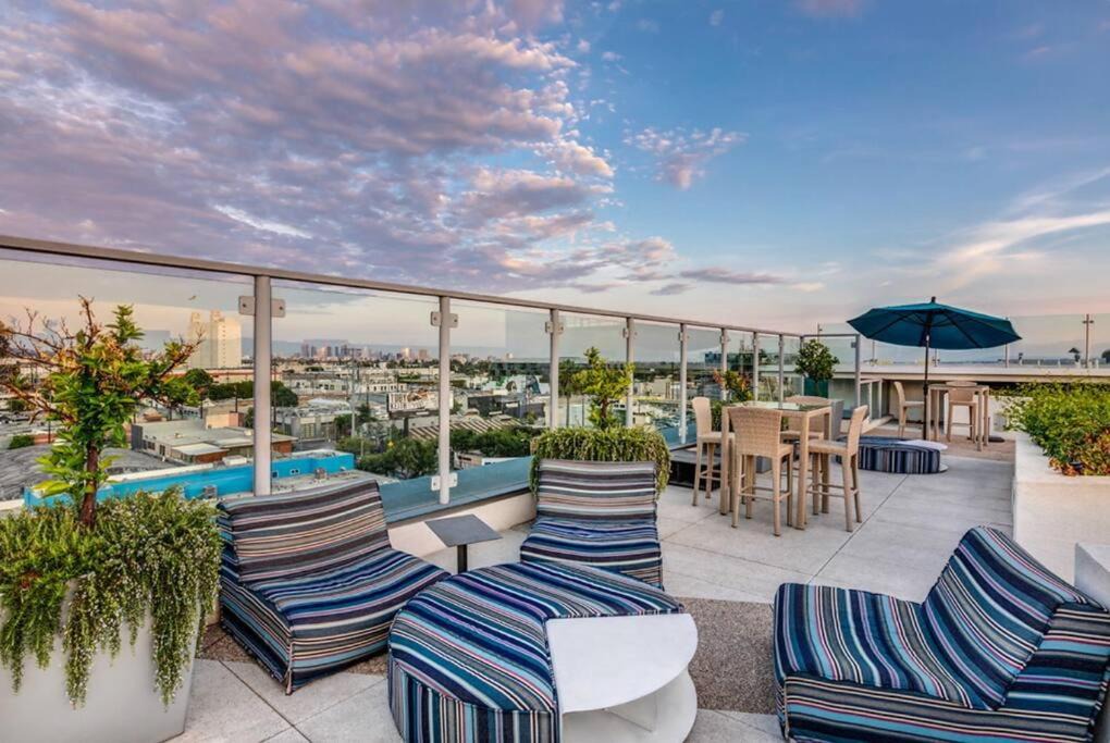 Photo of Patio Balcony in Beverly Hills