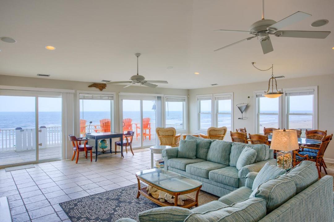 Photo of Livingroom in Ocean City Beach