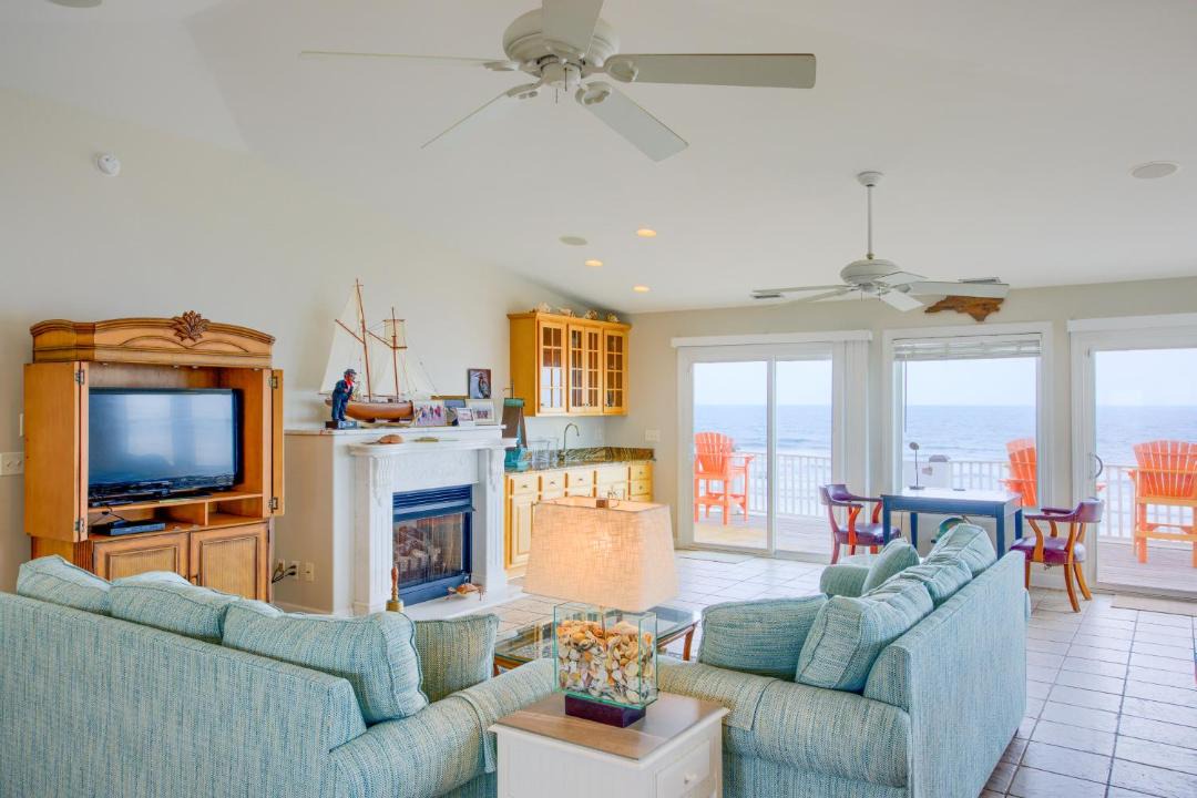 Photo of Livingroom in Ocean City Beach