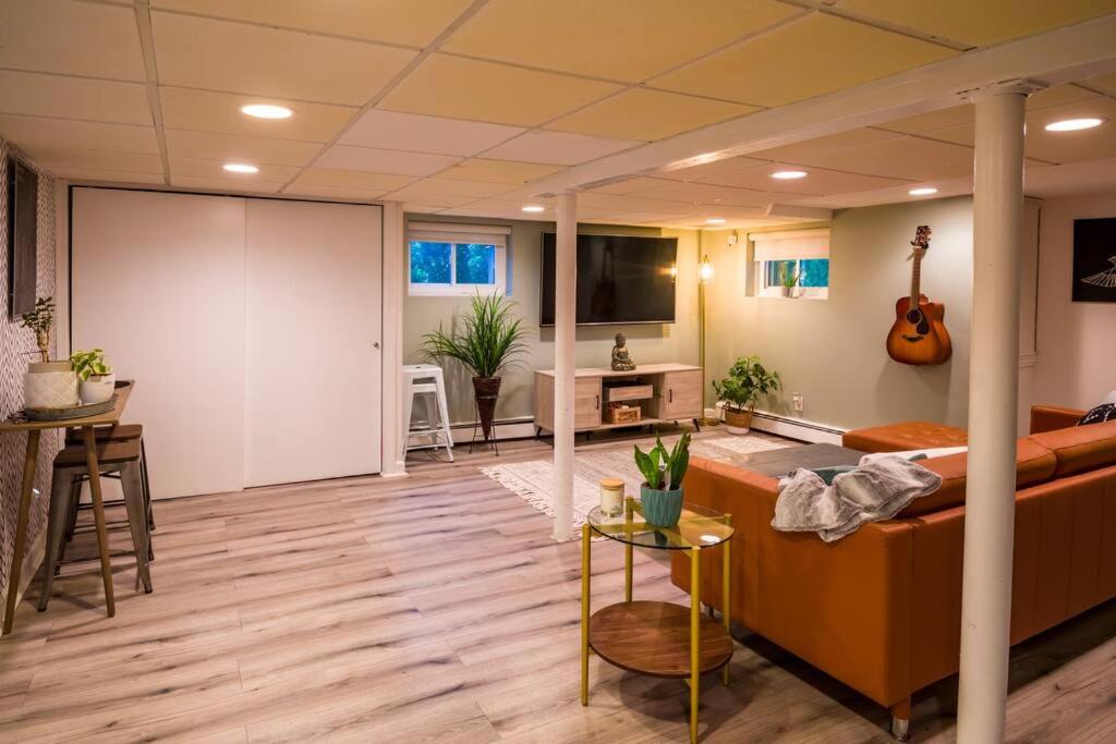 Photo of Livingroom in Bergenfield