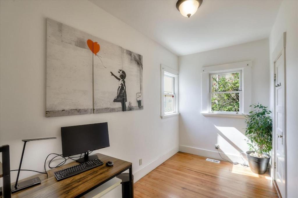 Photo of Livingroom in Paradise Park