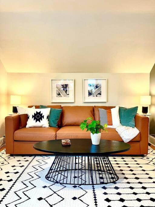 Photo of Livingroom in Hawthorne