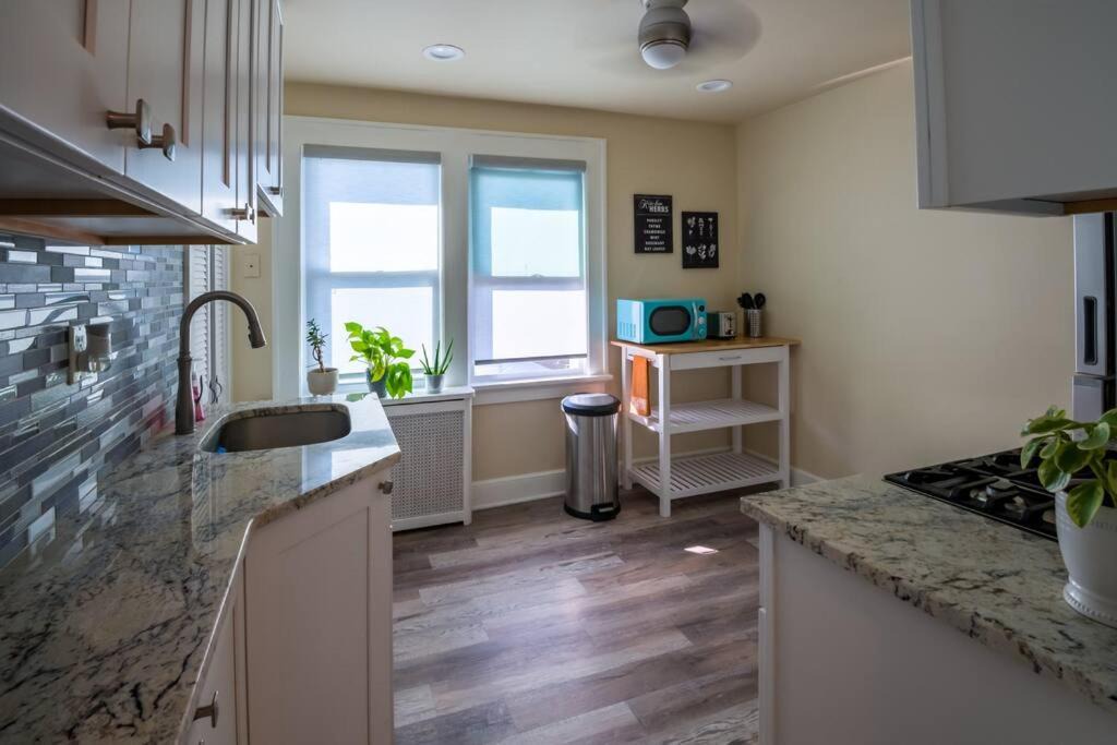 Photo of Livingroom in Hawthorne