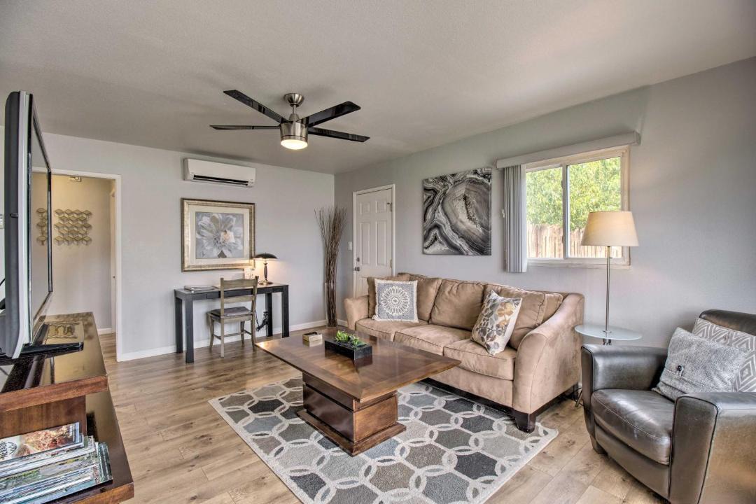 Photo of Livingroom in Carson City