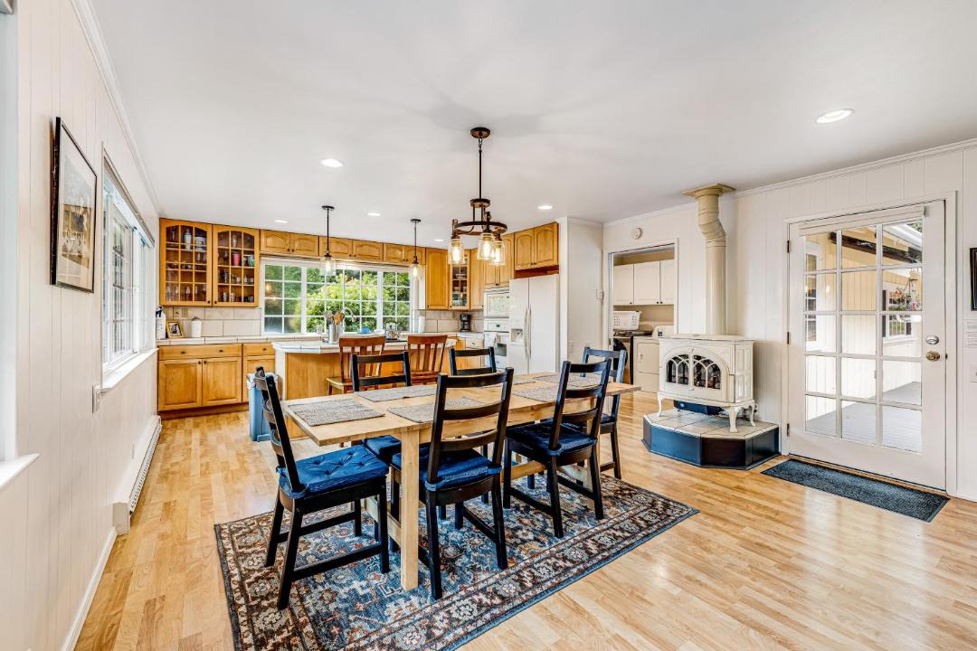 Photo of Livingroom in Mendocino
