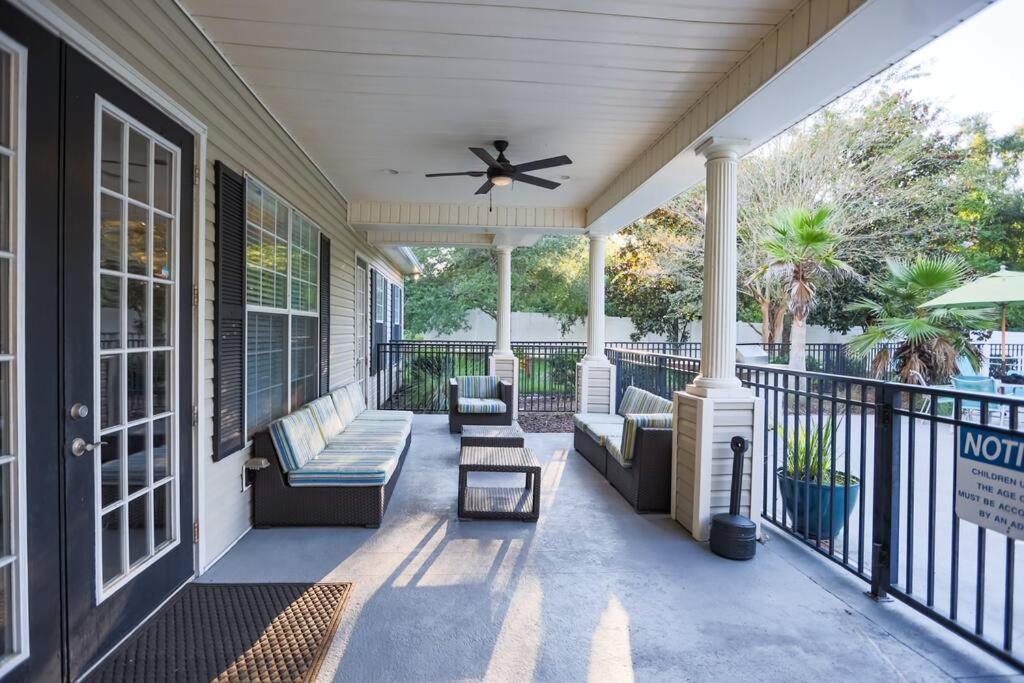 Photo of Patio Balcony in Ferry Pass