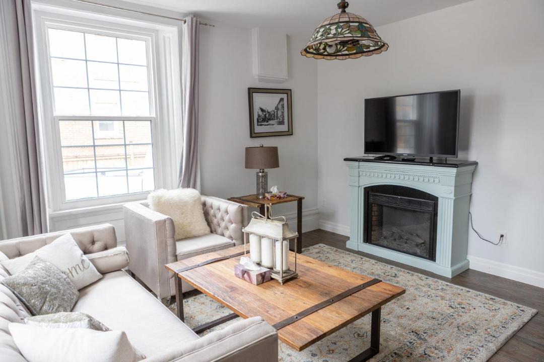 Photo of Livingroom in Burlington