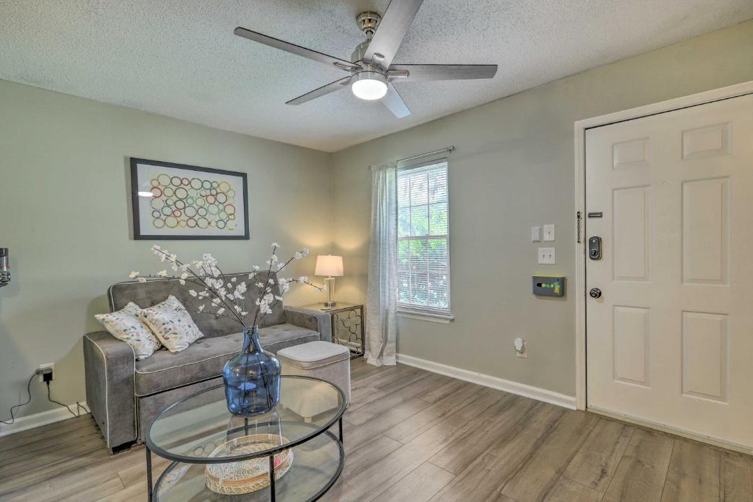 Photo of Livingroom in Auburn