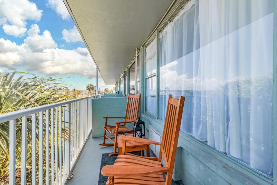 Photo of Patio Balcony in East Daytona