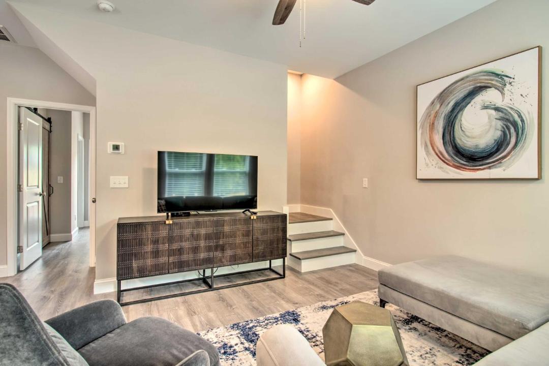 Photo of Livingroom in Asheville