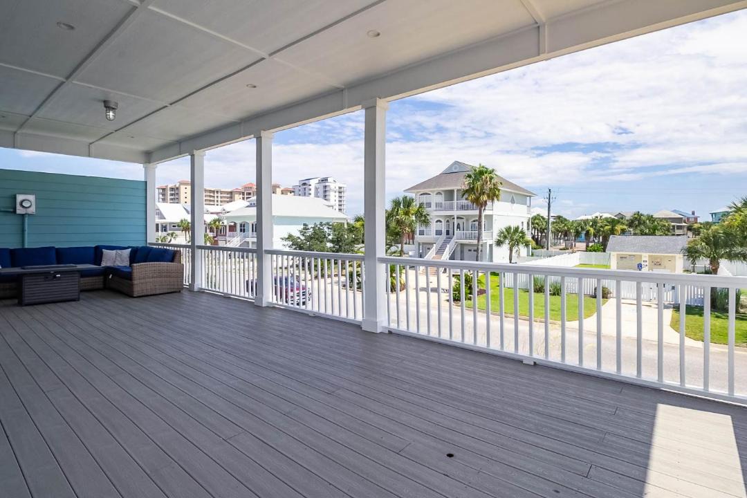 Photo of Patio Balcony in Ono Island