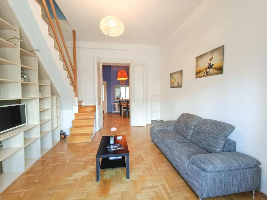 Photo of Livingroom in Belvaros - Lipotvaros