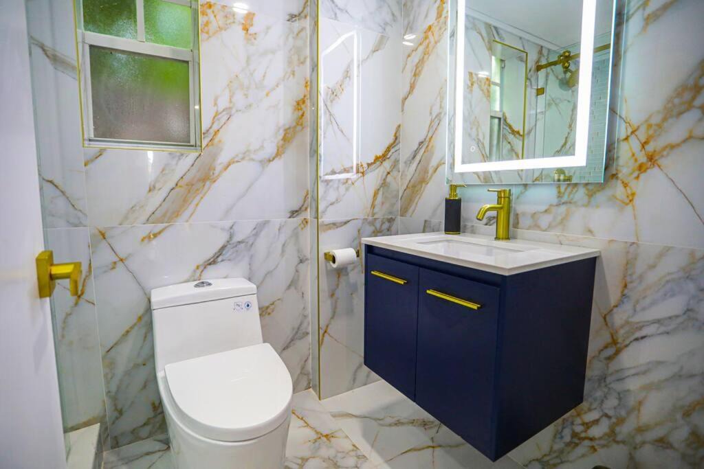 Photo of Bathroom in Bayside Historic District