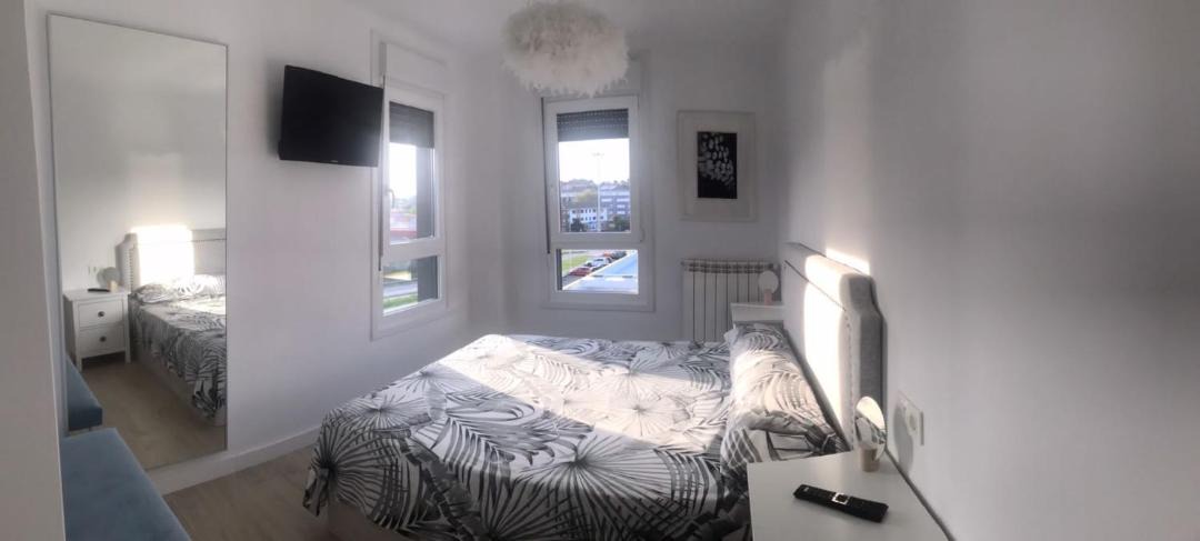 Photo of Bedroom in Luanco