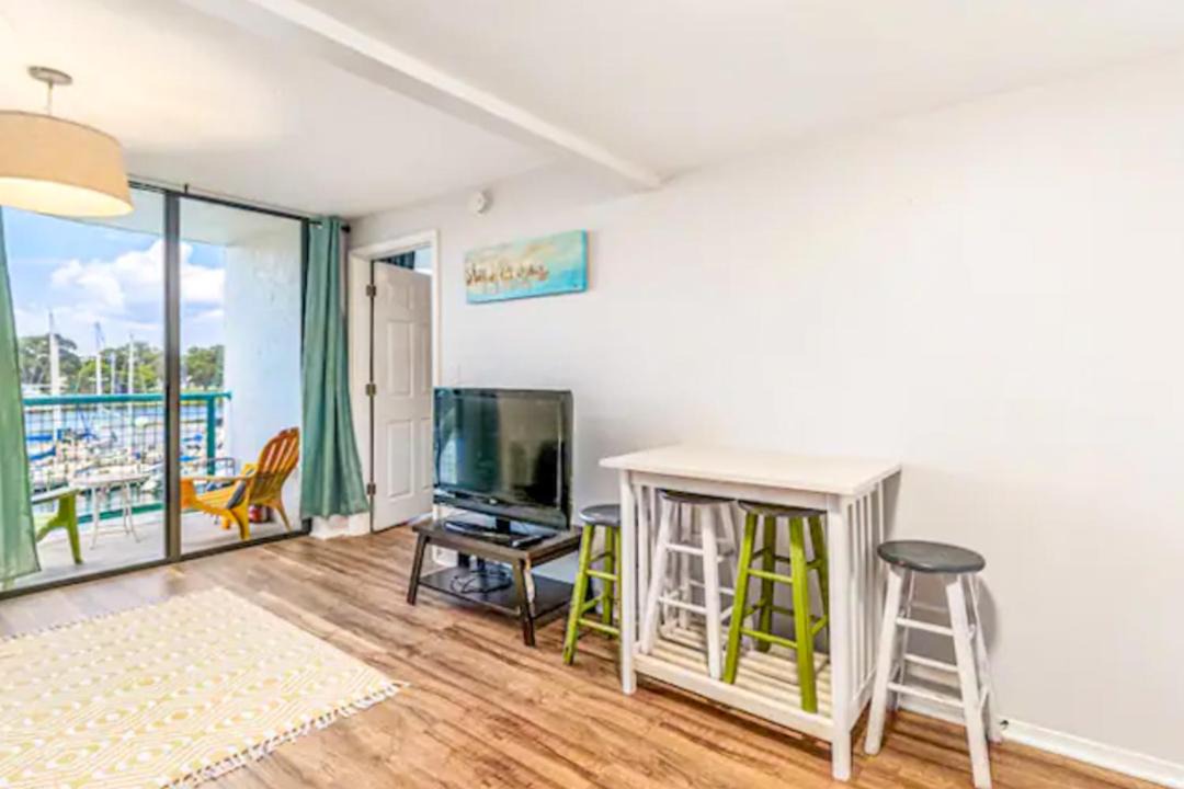 Photo of Livingroom in South Pensacola