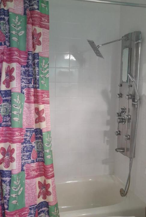 Photo of Bathroom in Bahamia West