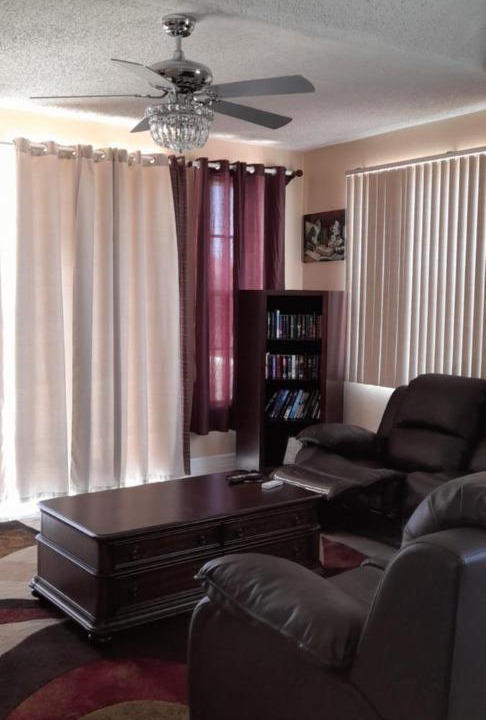 Photo of Livingroom in Bahamia West