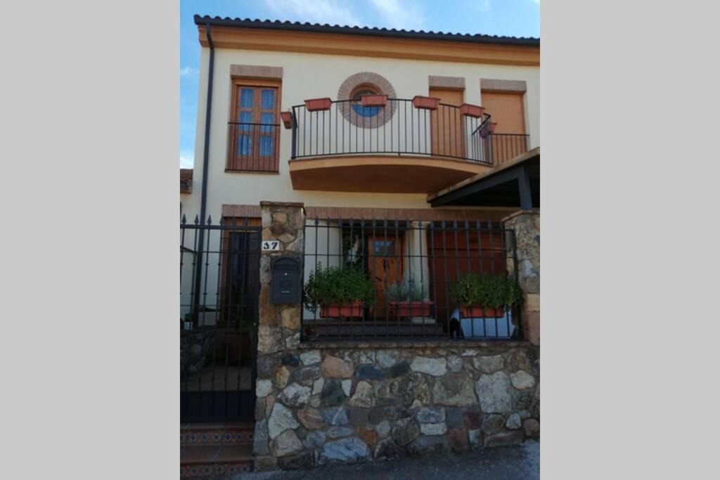 Photo of Buildings in Santa Maria de Trassierra