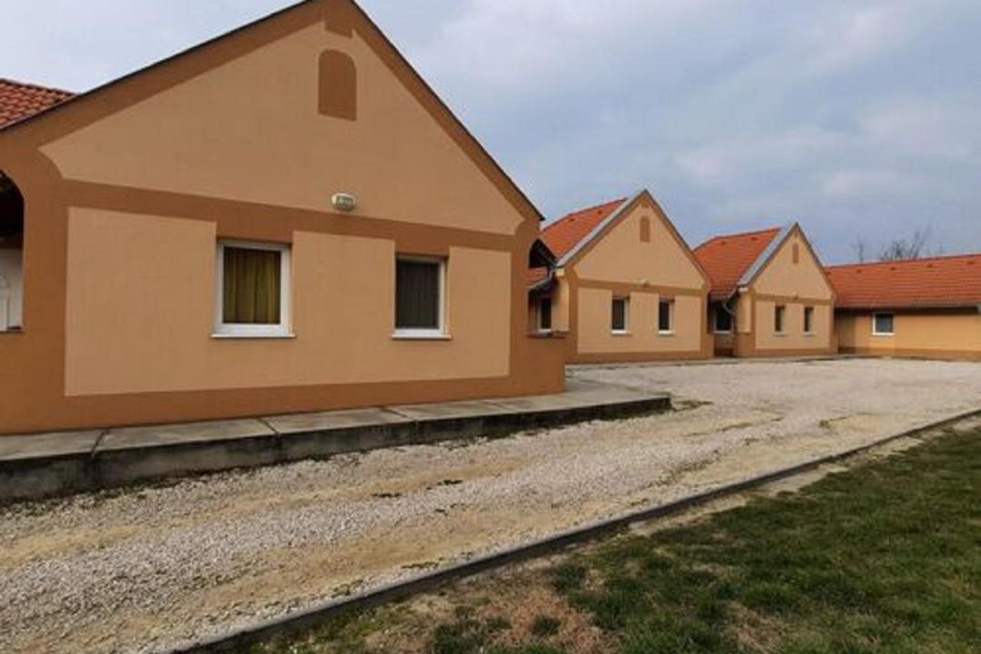 Photo of Buildings in Davod