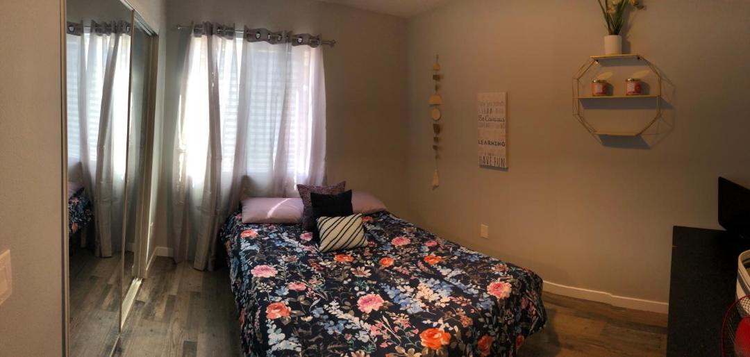 Photo of Bedroom in Downtown Los Angeles