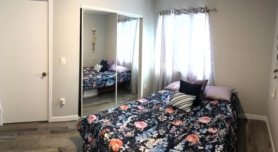 Photo of Bedroom in Downtown Los Angeles