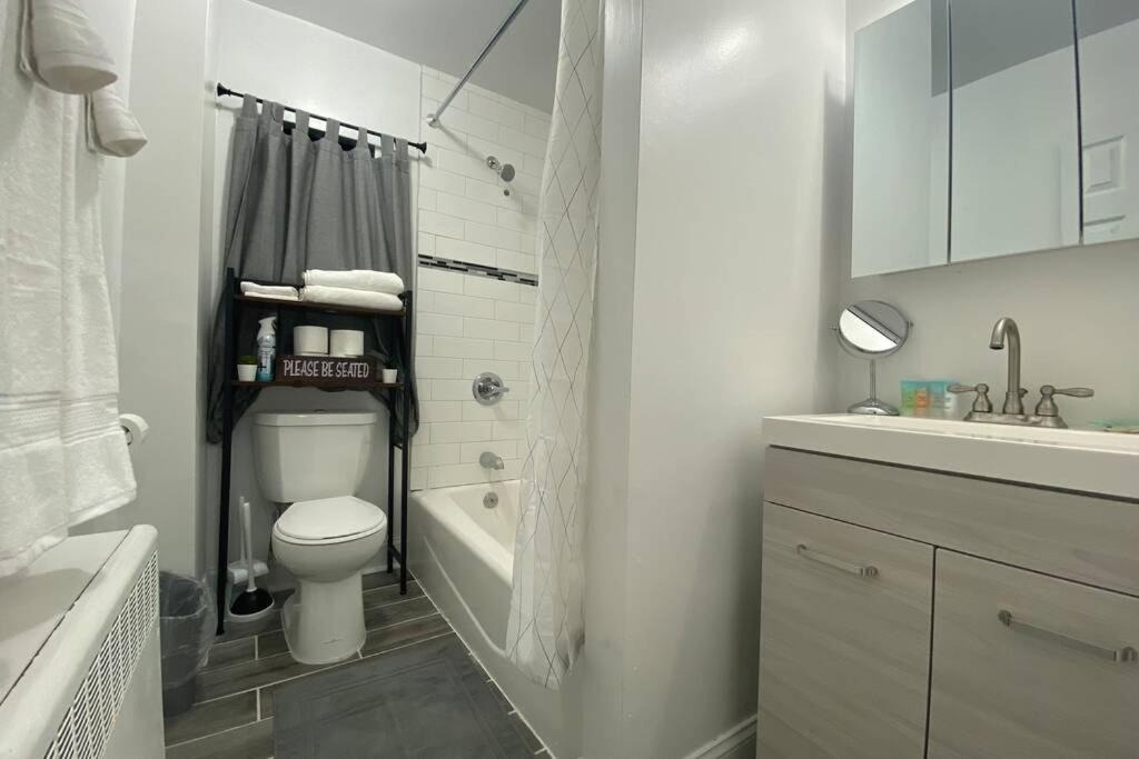 Photo of Bathroom in Snyder Square