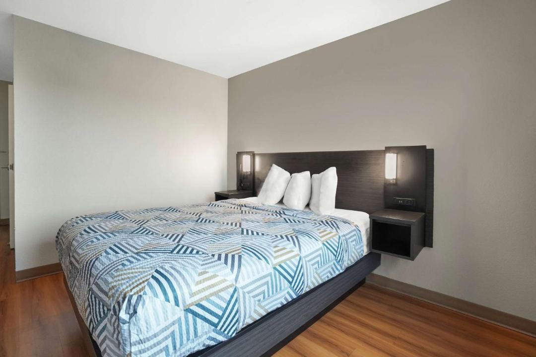 Photo of Bedroom in Montgomery