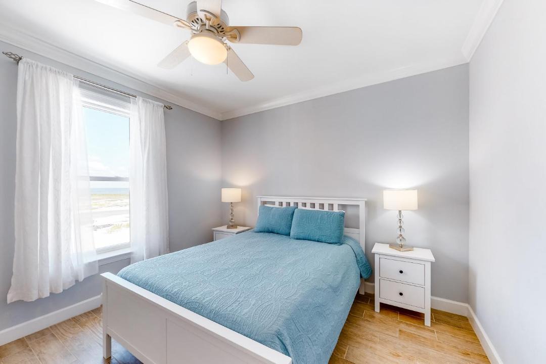 Photo of Bedroom in Dauphin Island