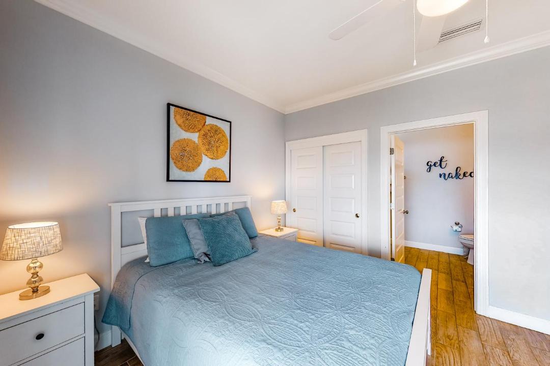 Photo of Bedroom in Dauphin Island