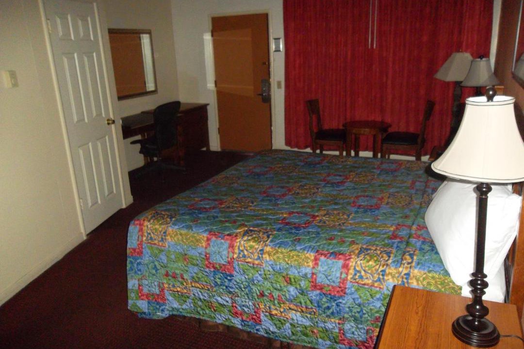 Photo of Bedroom in Crescent City