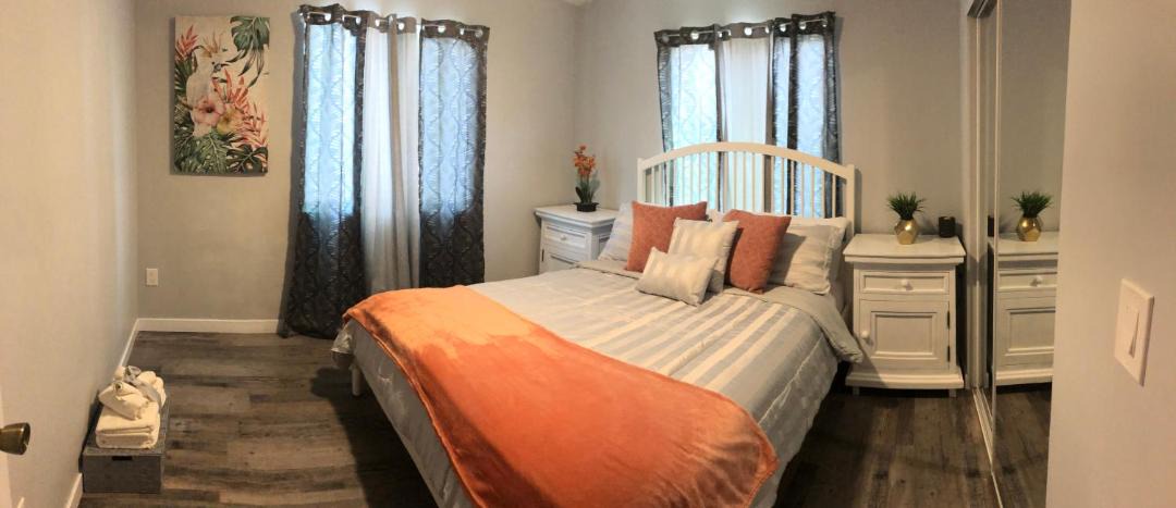 Photo of Bedroom in Downtown Los Angeles