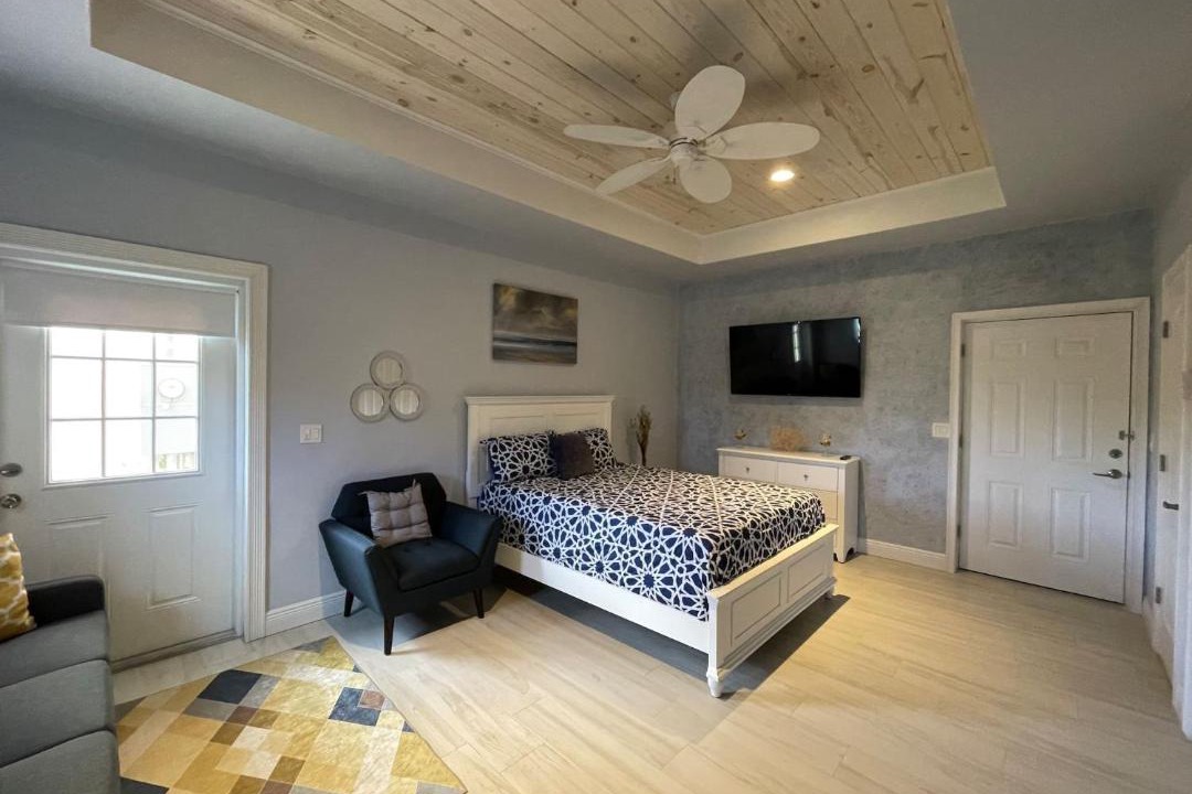 Photo of Others in Royal Bahamian Estates