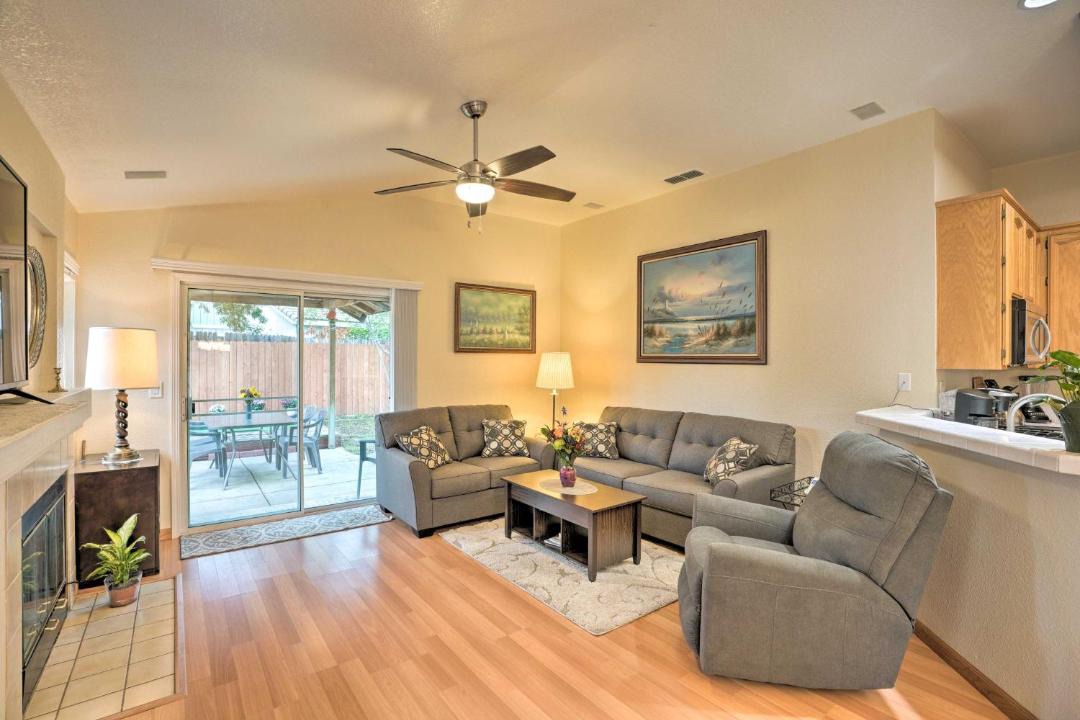 Photo of Livingroom in Elk Grove