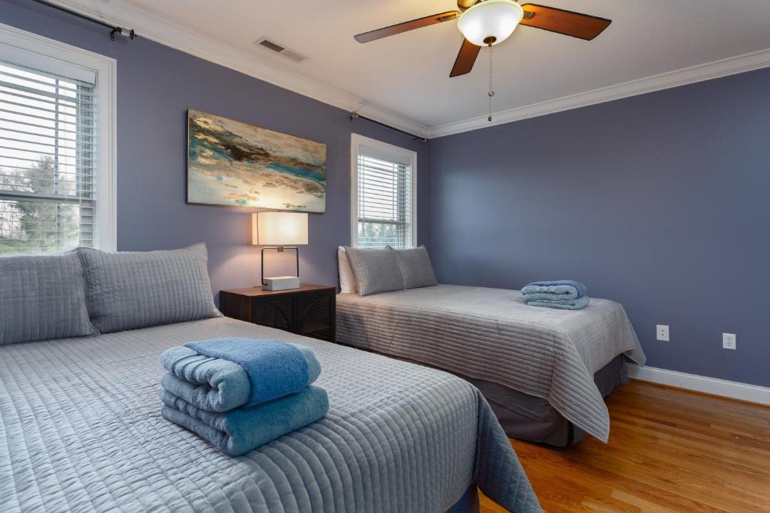 Photo of Bedroom in Asheville