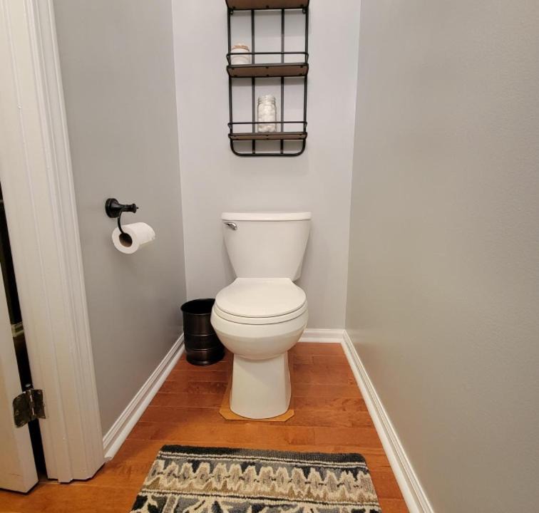 Photo of Bathroom in Taylorville