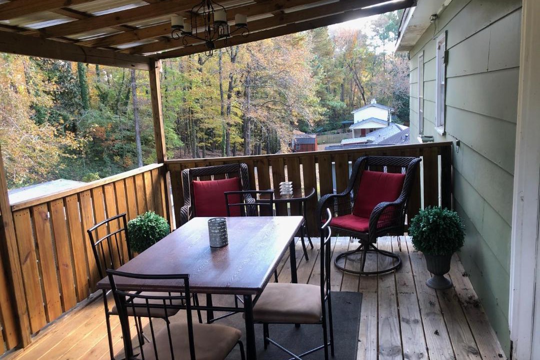 Photo of Patio Balcony in Woodland Hills