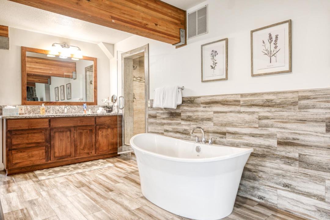 Photo of Bathroom in Zephyr Cove
