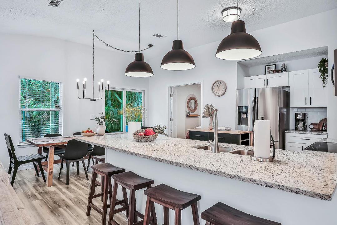 Photo of Livingroom in North Beach