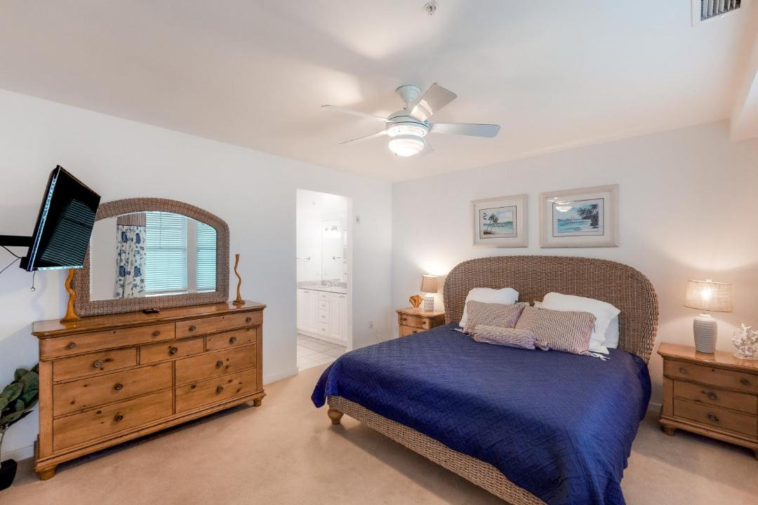 Photo of Bedroom in Sandbridge