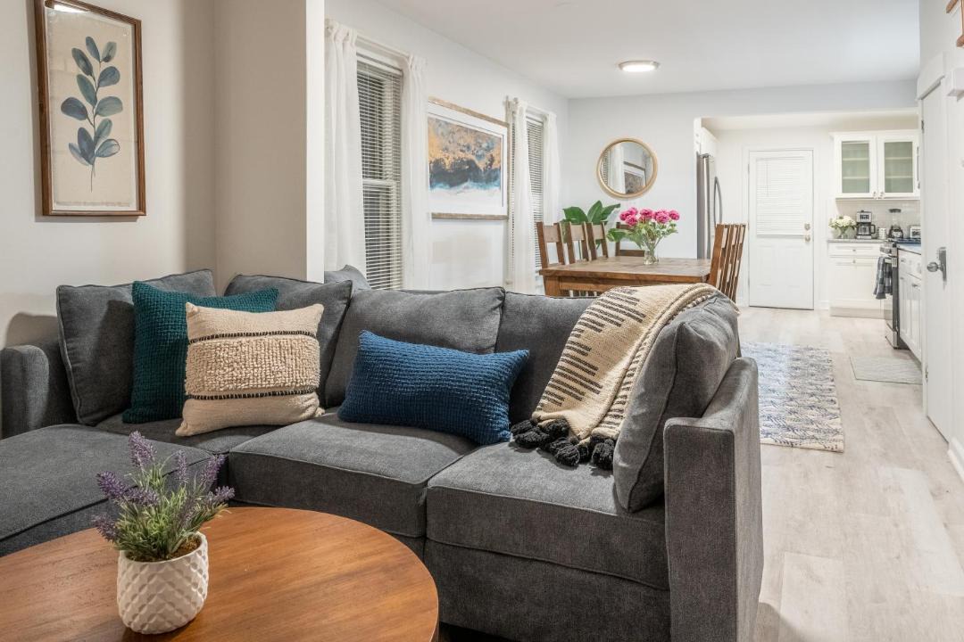 Photo of Livingroom in Princeton