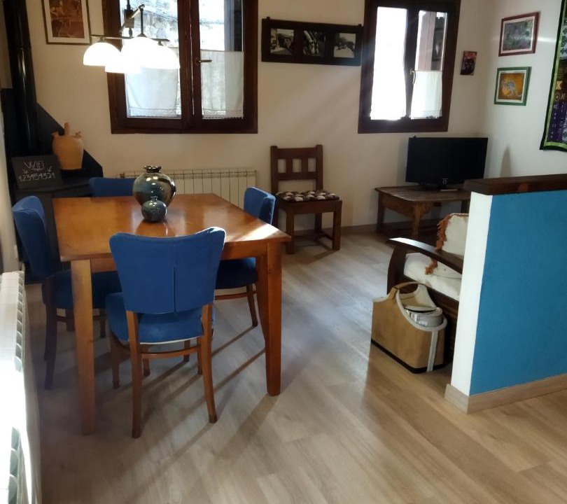 Photo of Livingroom in Surp