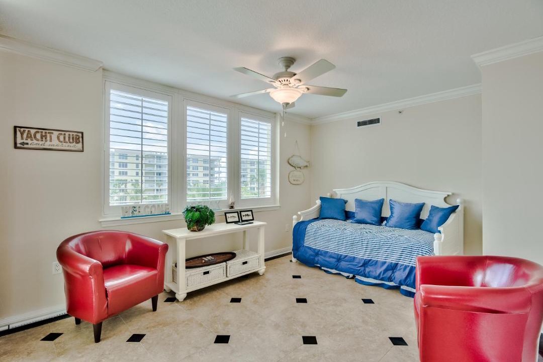Photo of Livingroom in Fort Walton Beach