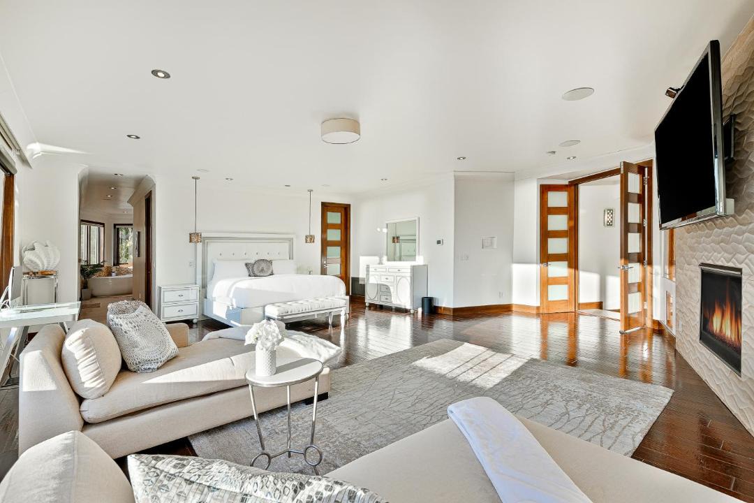 Photo of Livingroom in La Jolla Mesa