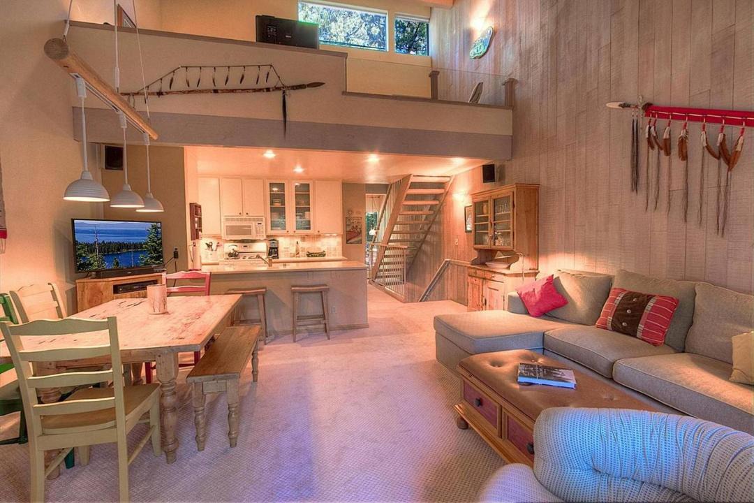 Photo of Livingroom in Kings Beach
