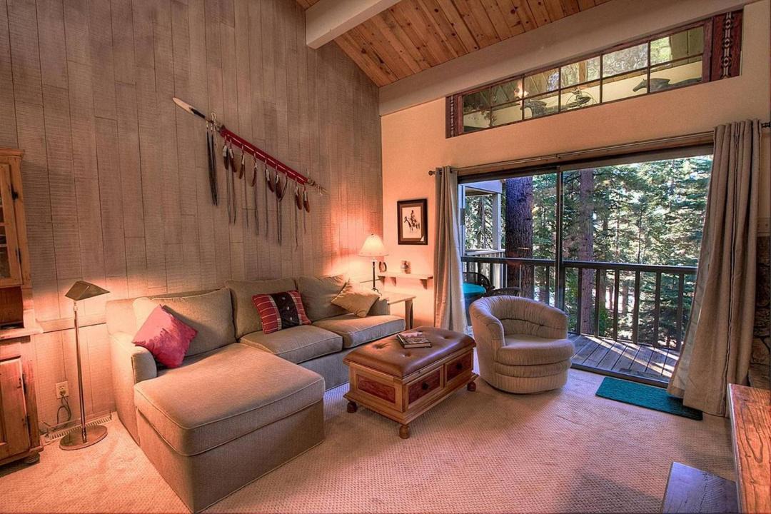 Photo of Livingroom in Kings Beach