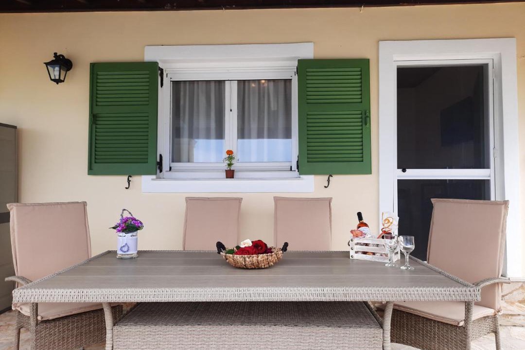 Photo of Patio Balcony in Notos