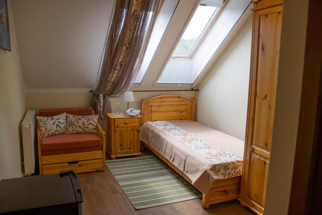 Photo of Bedroom in Almamellek