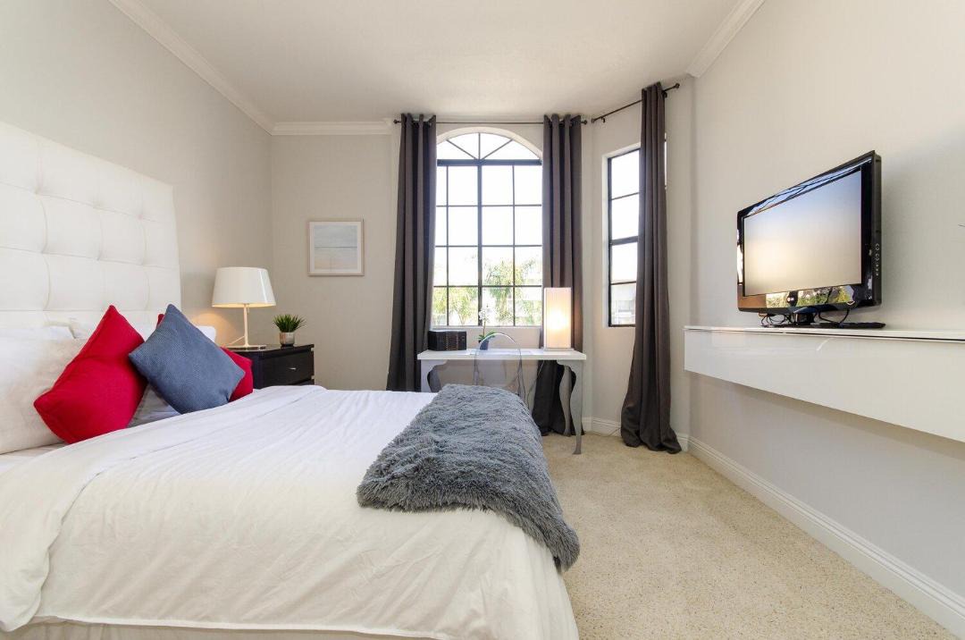 Photo of Bedroom in Beverly Grove