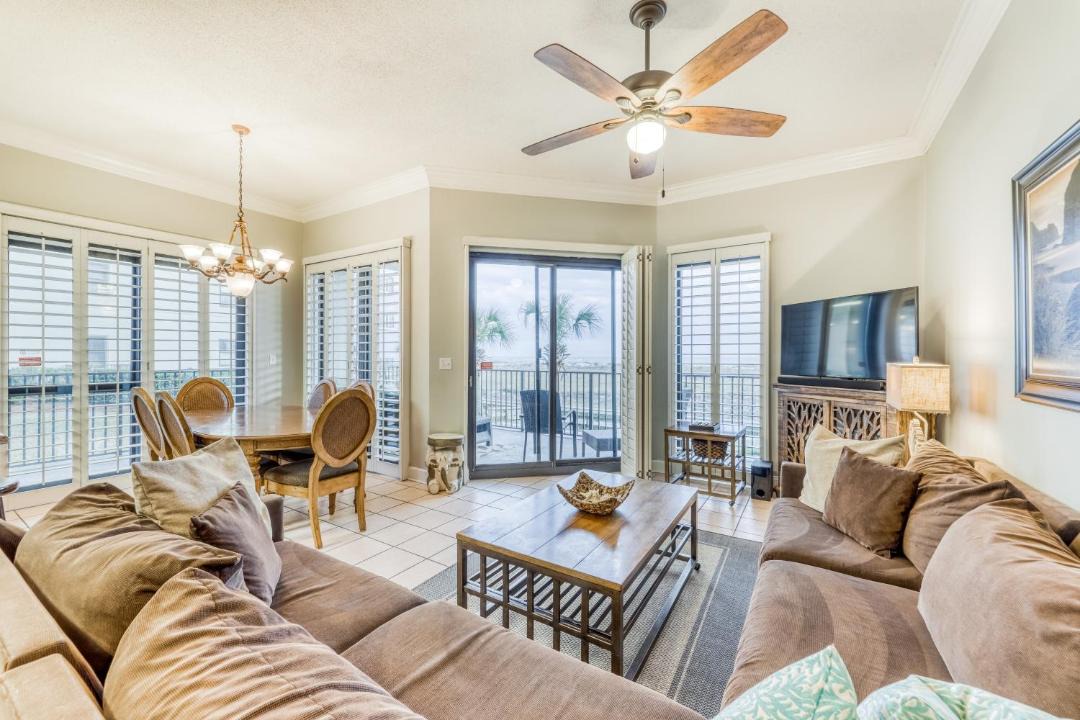 Photo of Livingroom in Orange Beach