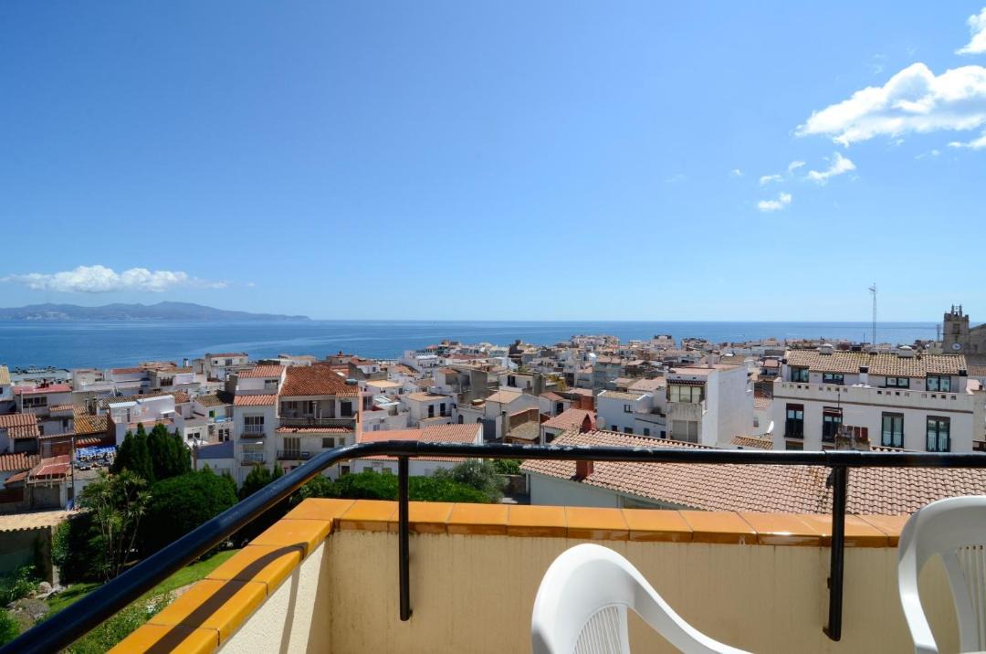 Photo of Others in L'Escala